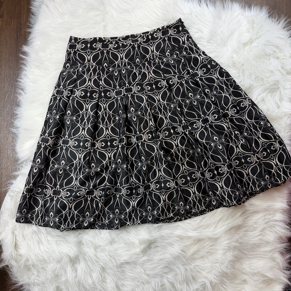 Black and White Patterned Skirt